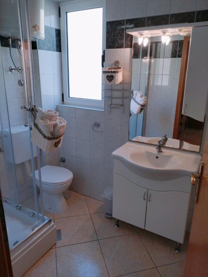 Apartments Dalmacija بودْسْتغانا المظهر الخارجي الصورة