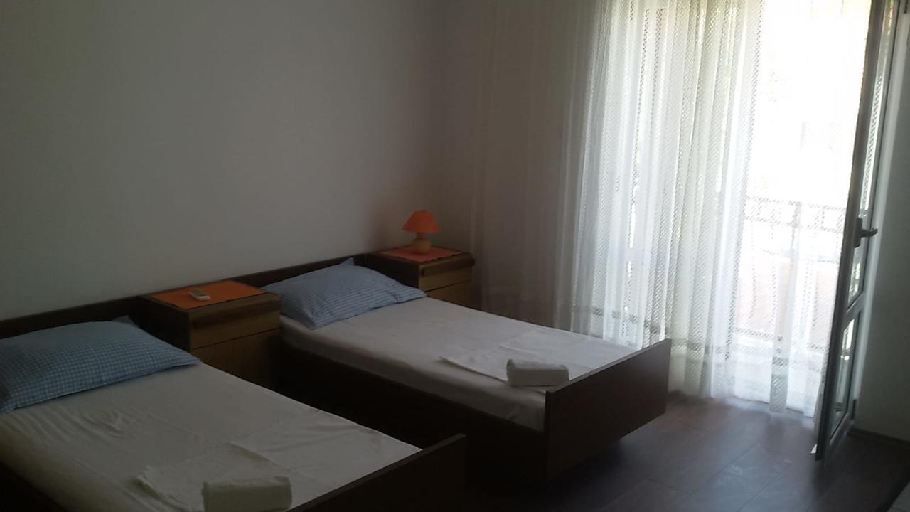 Apartments Dalmacija بودْسْتغانا المظهر الخارجي الصورة