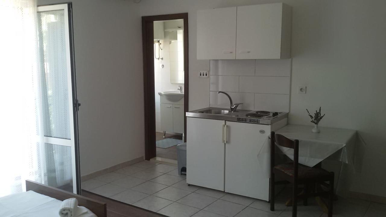 Apartments Dalmacija بودْسْتغانا المظهر الخارجي الصورة